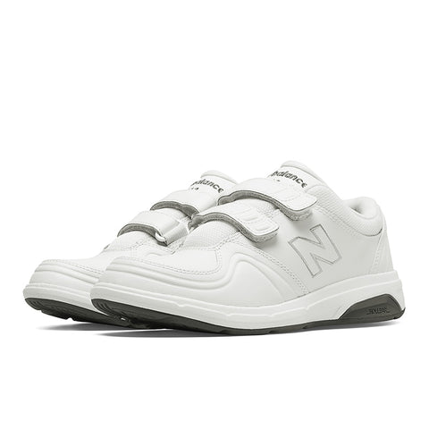 New balance white hot sale velcro shoes